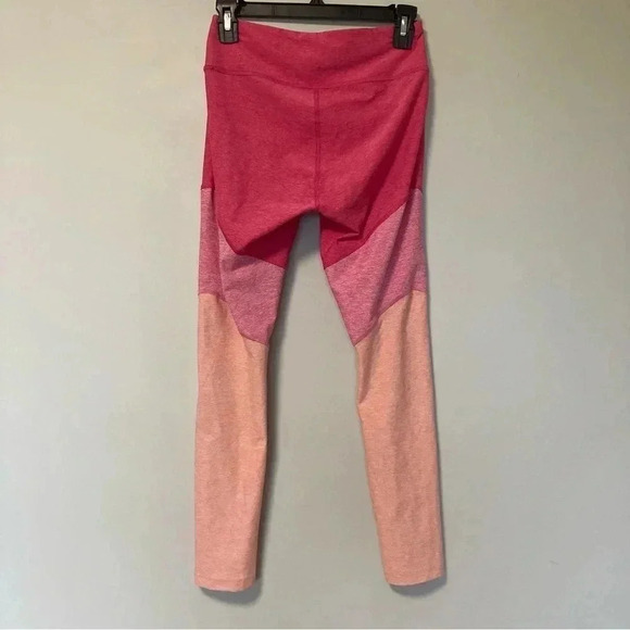 Outdoor Voices colorblock leggings - Picture 2 of 4